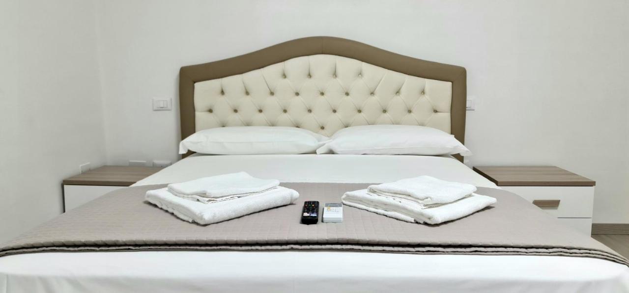 Farah'S House Hotel Padova Bagian luar foto
