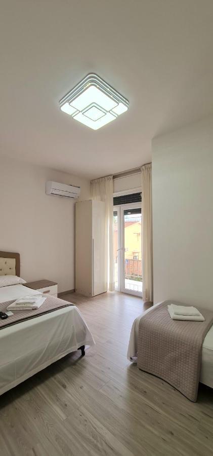 Farah'S House Hotel Padova Ruang foto