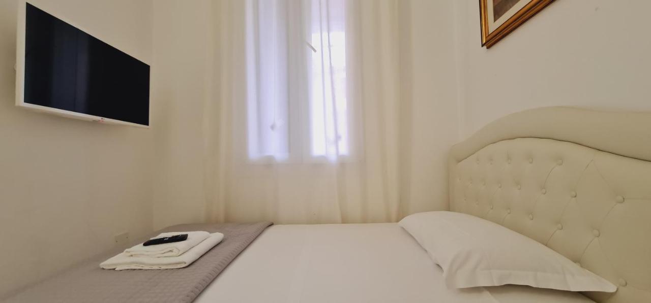 Farah'S House Hotel Padova Bagian luar foto