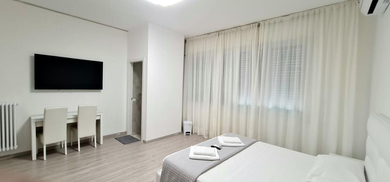 Farah'S House Hotel Padova Bagian luar foto