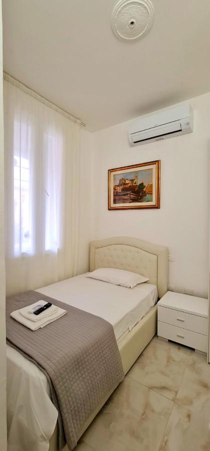 Farah'S House Hotel Padova Bagian luar foto